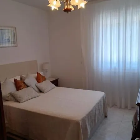 Casa Vacacional Amplia * Carracedo (Pontevedra)